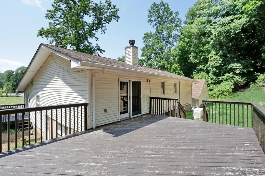9 Charlotte Drive, Spring Valley, NY 10977 - #3