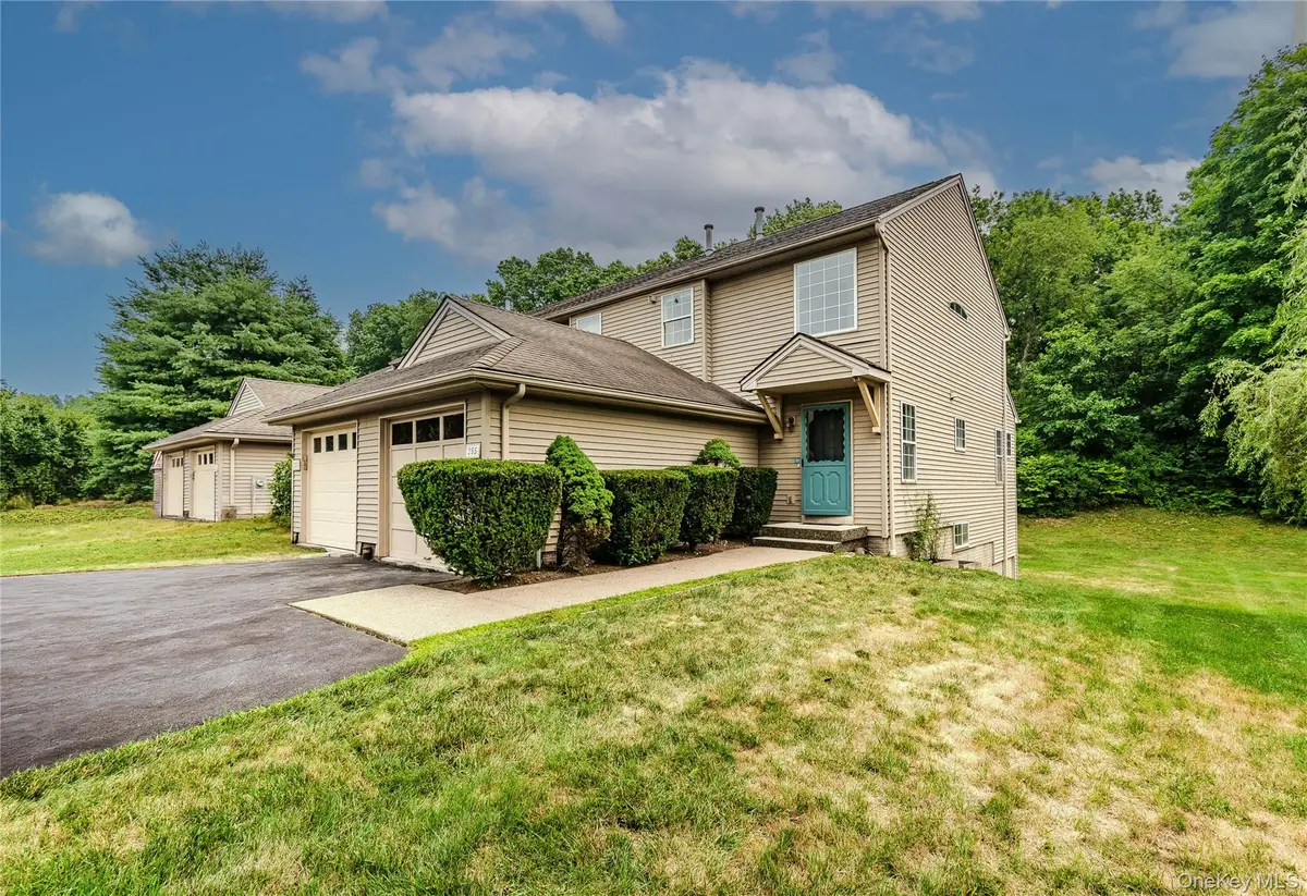 255 Crestwood Court, Fishkill, NY 12524 - #1