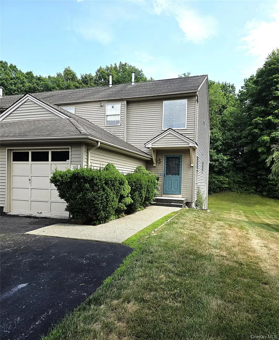 255 Crestwood Court, Fishkill, NY 12524 - #3