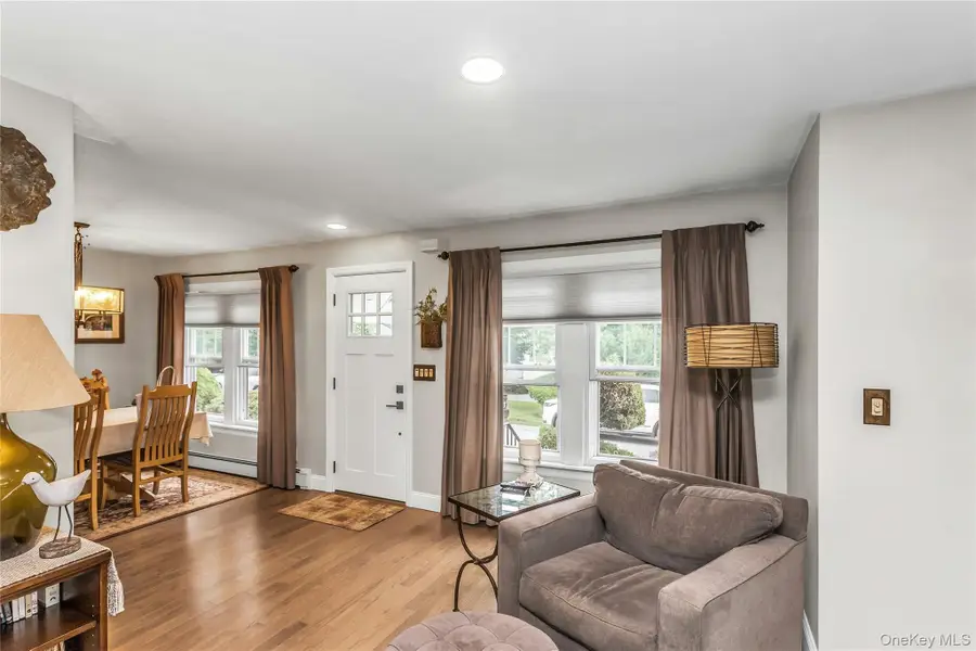 23 Emily Drive, Ronkonkoma, NY 11779 - #3