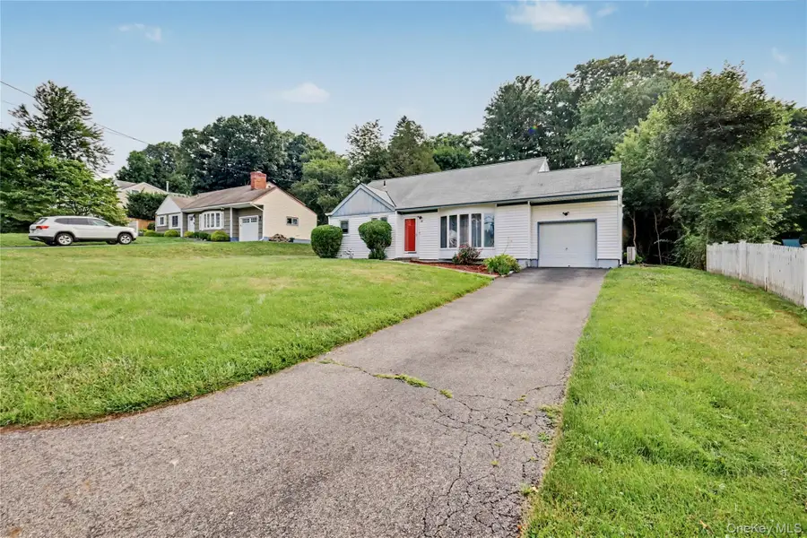 19 Cynthia Road, Cortlandt Manor, NY 10567 - #2