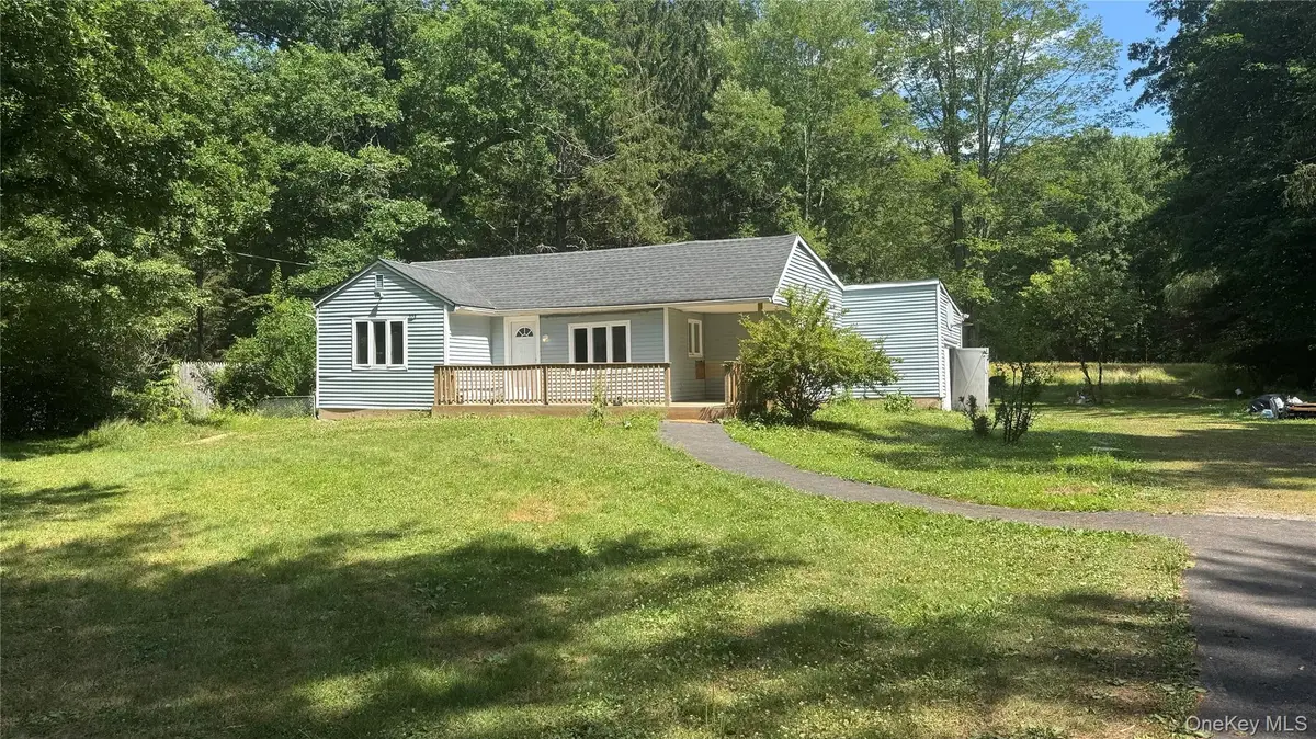 328 Stone School House Road, Bloomingburg, NY 12721 - #1
