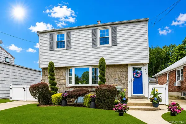 625 S 10th Street, New Hyde Park, NY 11040