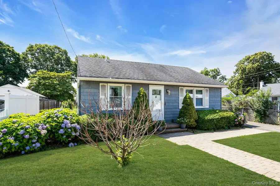 6 Linton Court, West Babylon, NY 11704 - #3