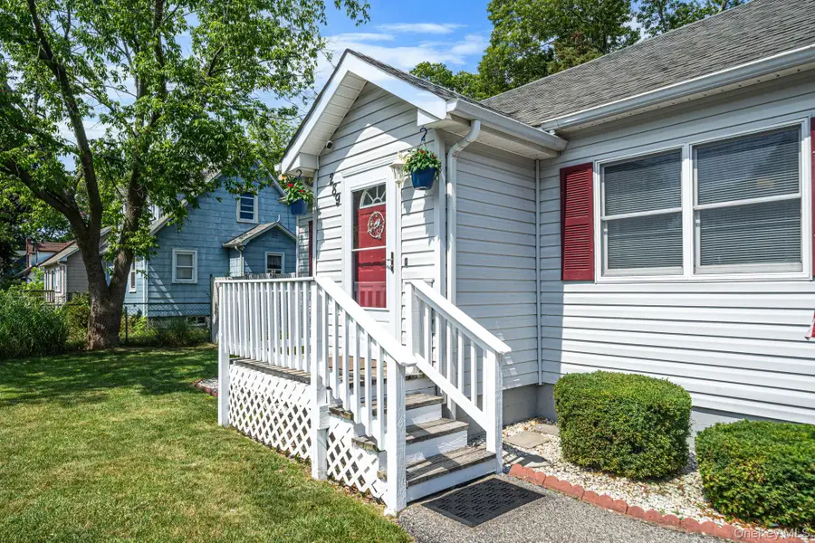 289 Mckinley Drive, Mastic Beach, NY 11951 - #2