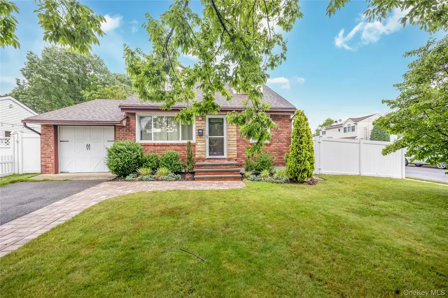 192 Sycamore Avenue, Bethpage, NY 11714 - #2