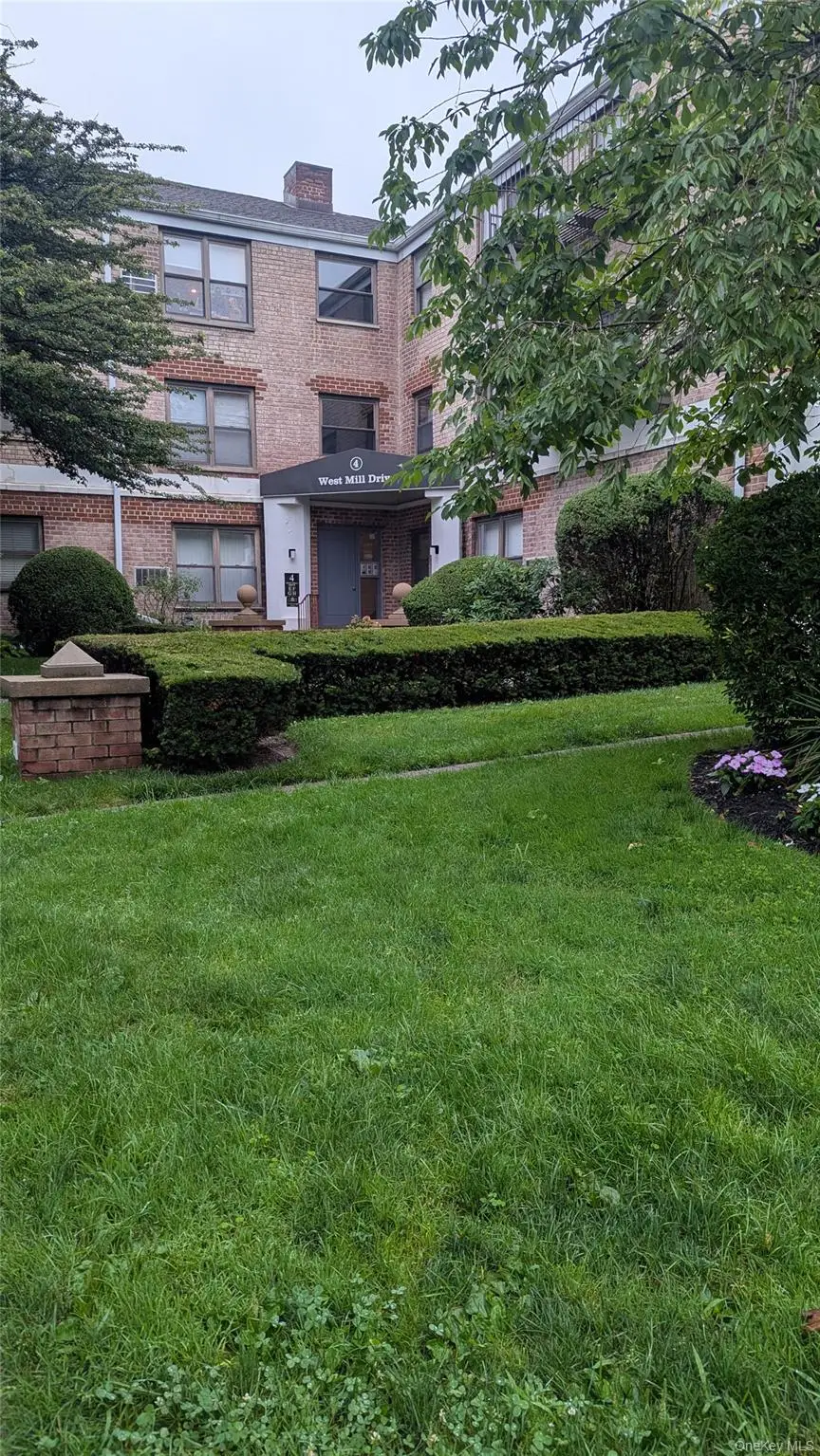 4 West Mill Drive #2F, Great Neck, NY 11021 - #1