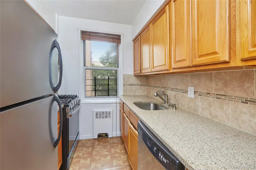 3720 Independence Avenue #5G, Bronx, NY 10463 - #3