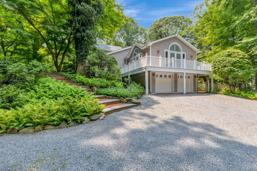 29 Farm Road, Saint James, NY 11780 - #3