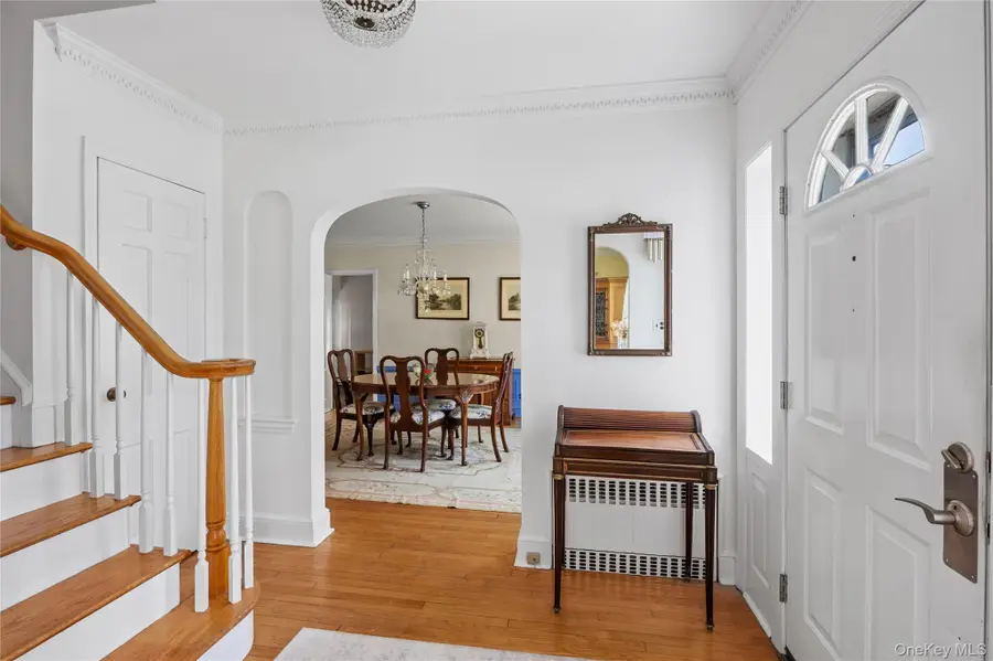 75 Bulson Road, Rockville Centre, NY 11570 - #3