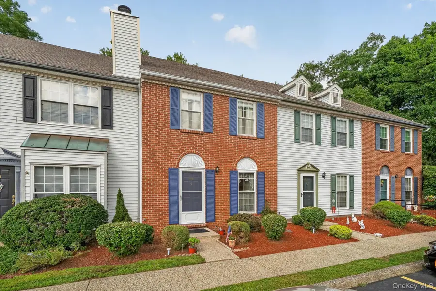 65 Yorkshire Terrace, Washingtonville, NY 10992 - #3