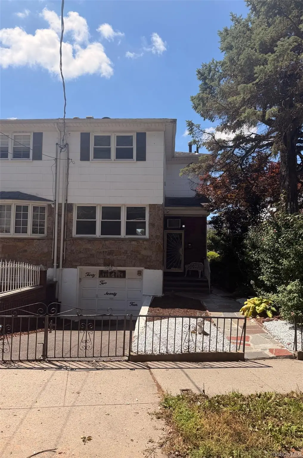 3224 Watt Avenue, Bronx, NY 10465 - #1