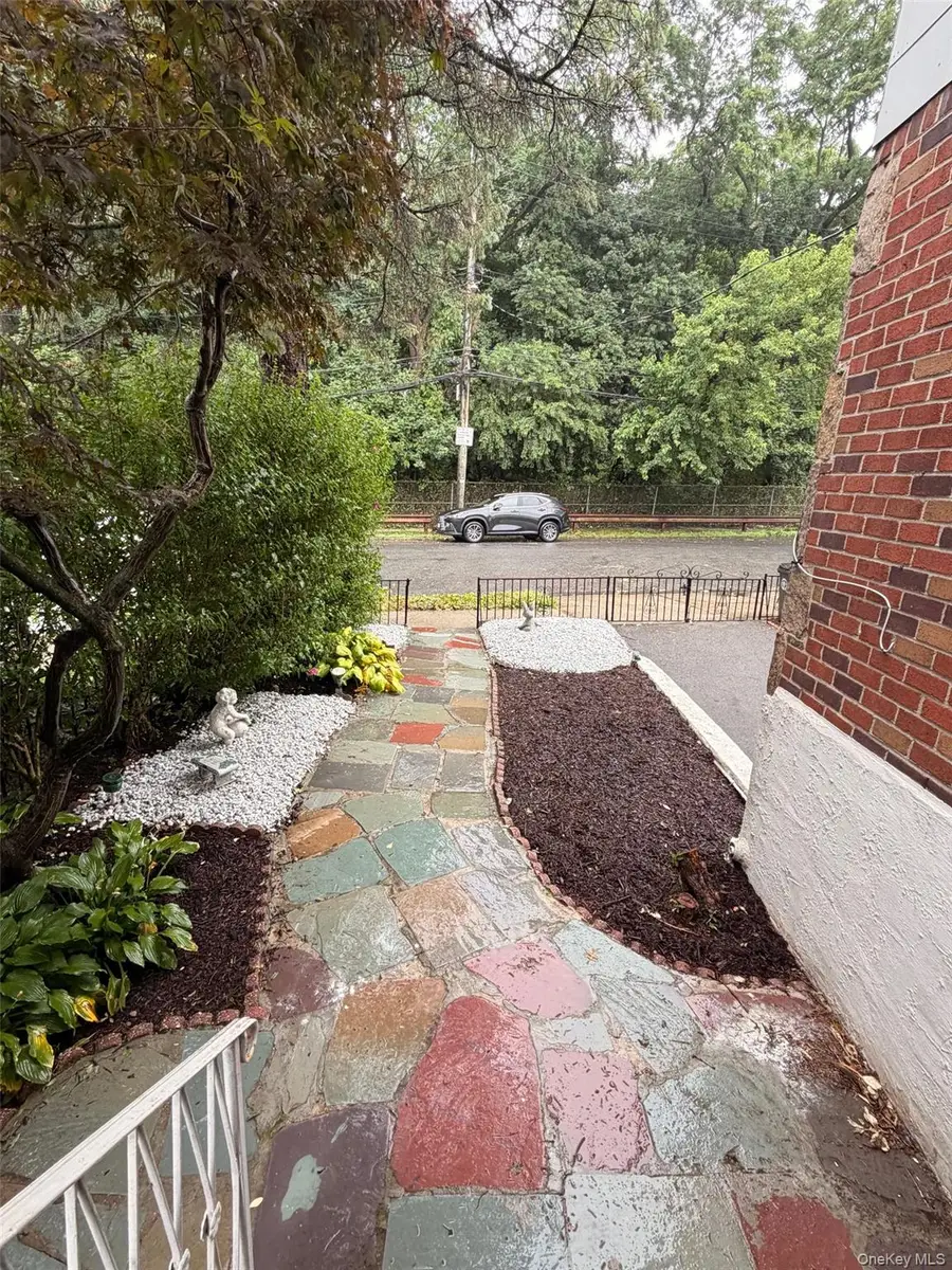 3224 Watt Avenue, Bronx, NY 10465 - #3