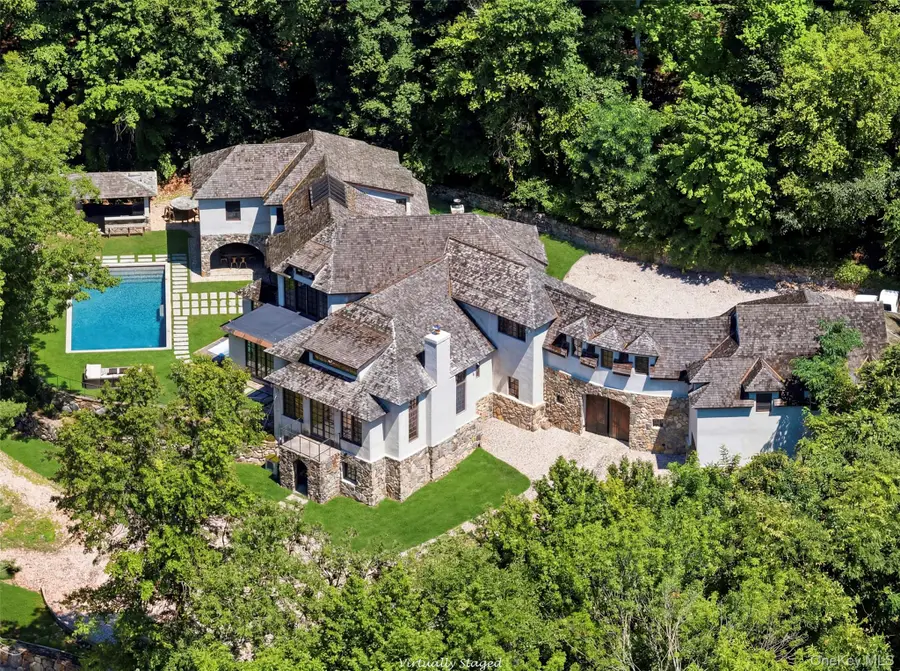 36 Spring Street, Cold Spring Harbor, NY 11724 - #3