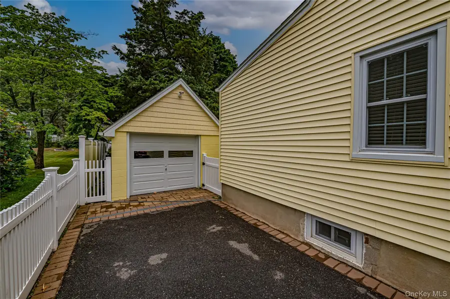 309 Laurel Avenue, Northport, NY 11768 - #2
