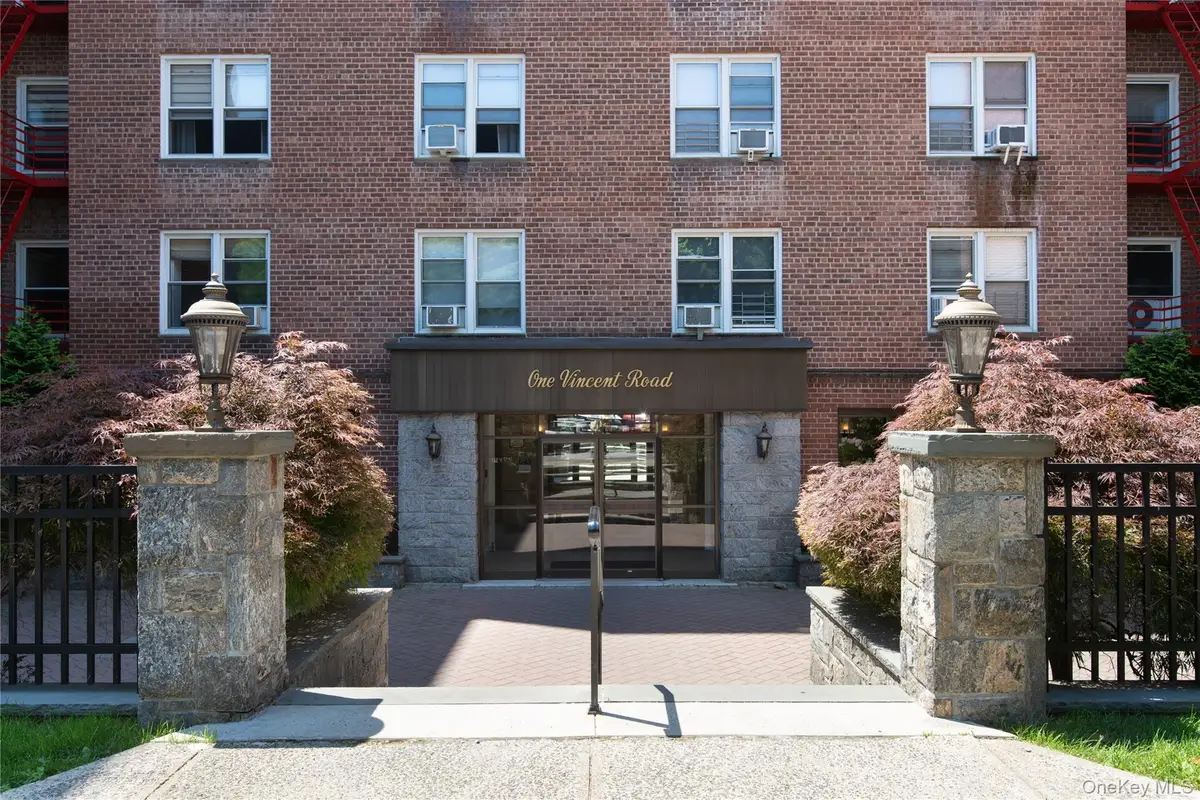 1 Vincent Road #1c, Bronxville, NY 10708 - #1