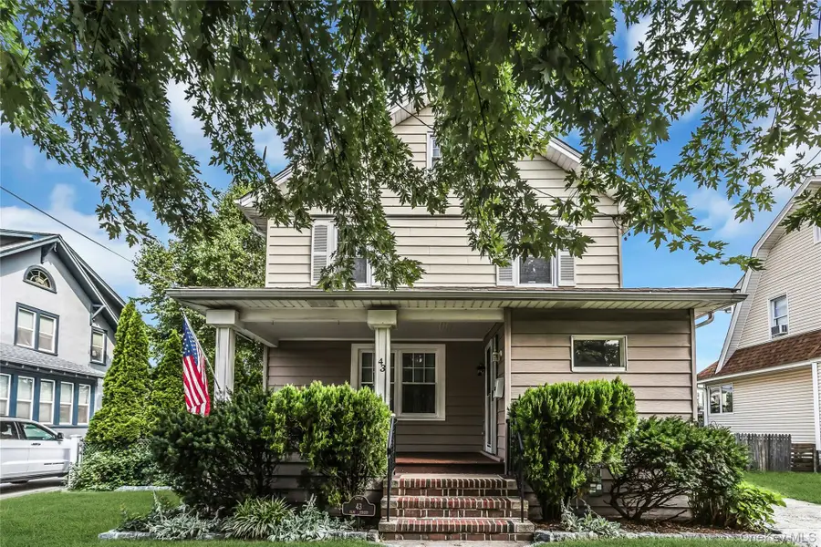 43 Elm Street, Lynbrook, NY 11563 - #2