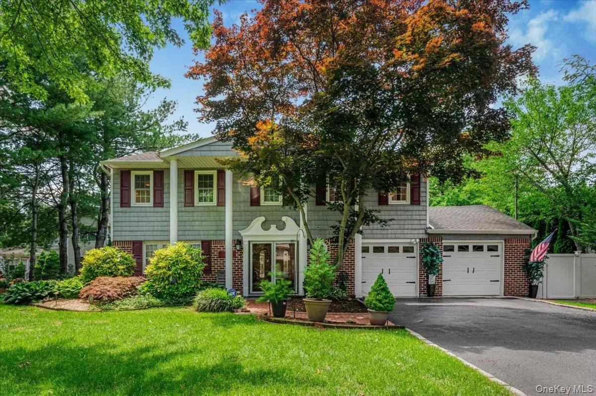 98 Florida Avenue, Commack, NY 11725 - #1