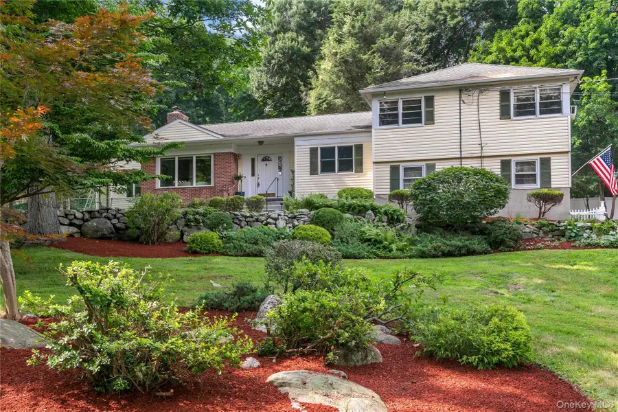 120 Cedar Drive E, Briarcliff Manor, NY 10510 - #2