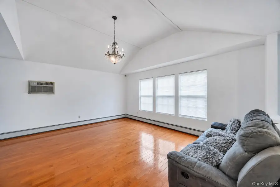 99 Ormond Street, Hempstead, NY 11550 - #3