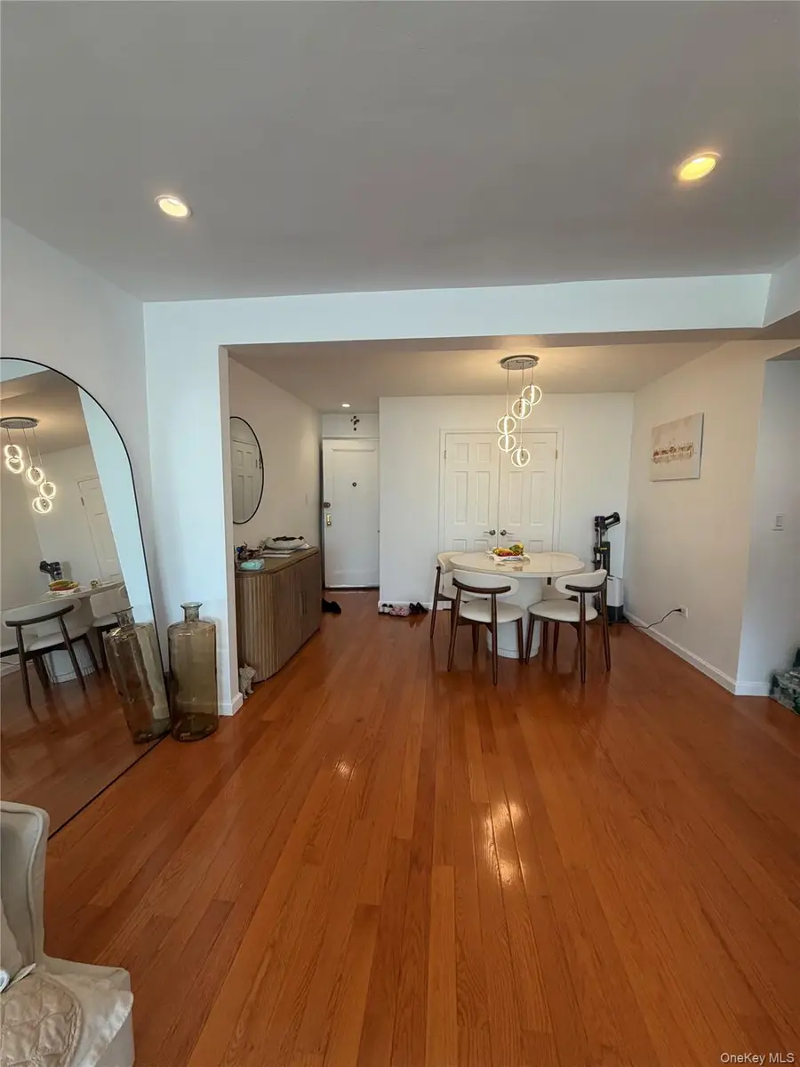 42-45 Kissena Boulevard #6J, Flushing, NY 11355 - #3