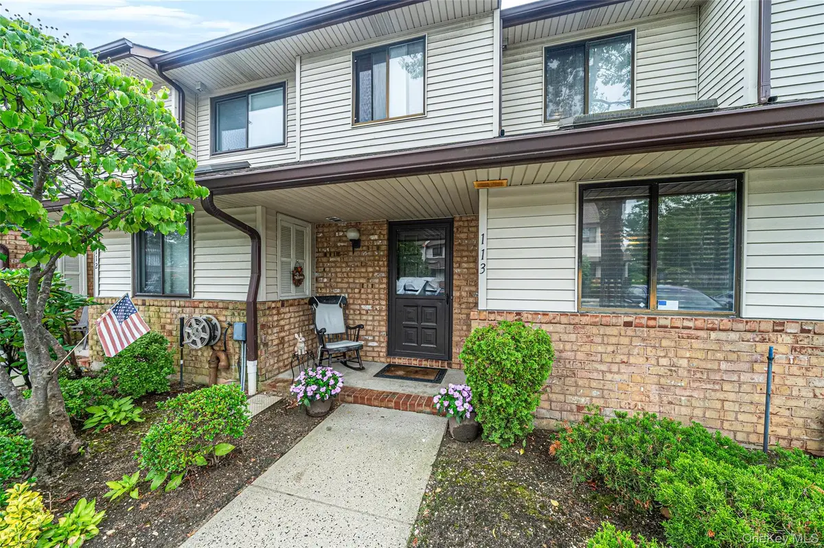 113 Laurel Lane, Wantagh, NY 11793 - #1