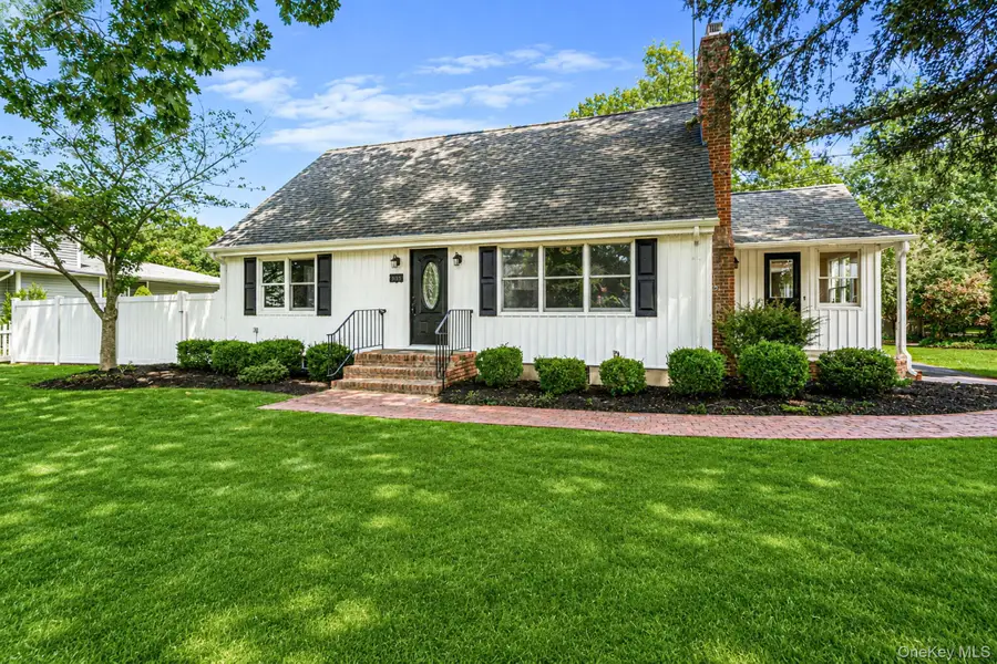 273 Cambon Avenue, Saint James, NY 11780 - #2