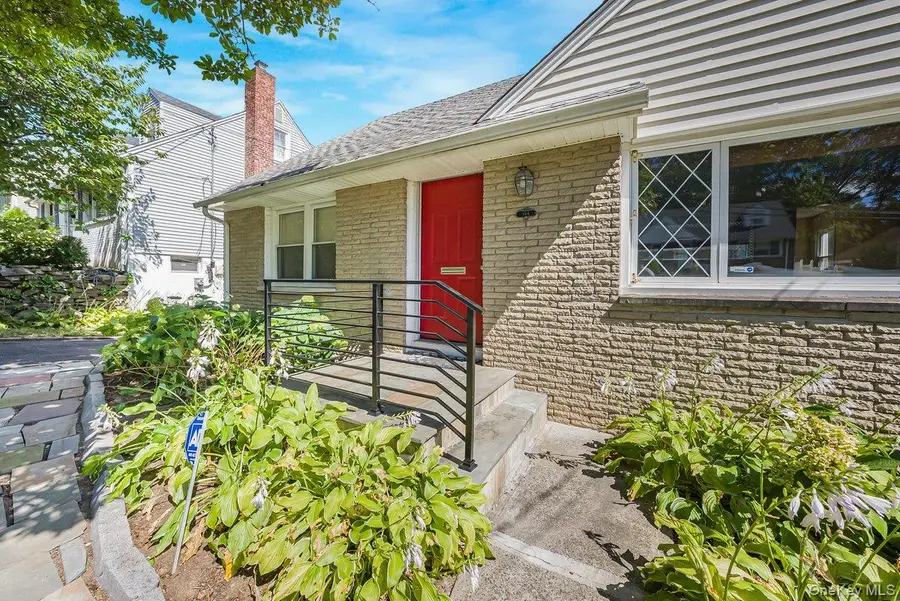 104 Lefferts Road, Yonkers, NY 10705 - #3