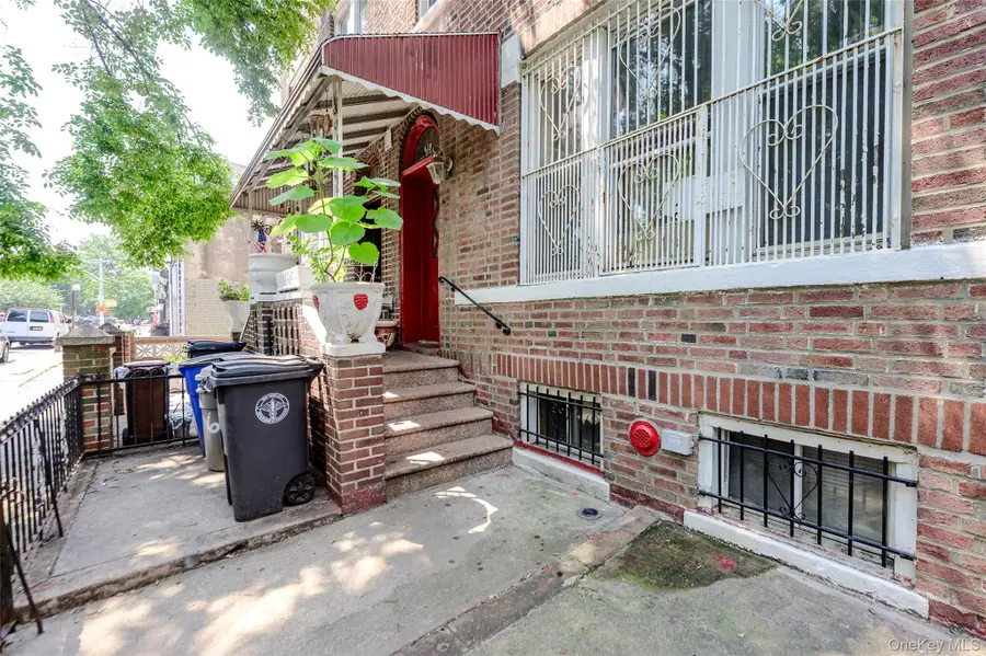 618 E 2nd Street, Brooklyn, NY 11218 - #2