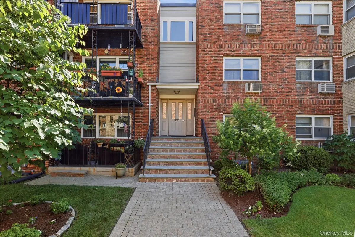152 B N Broadway #2E, White Plains, NY 10603 - #1