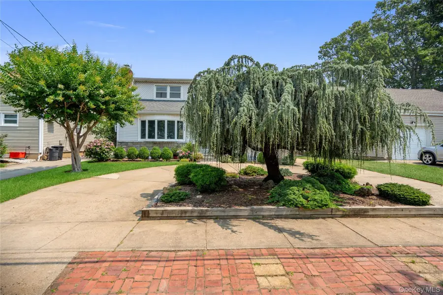 78 Ambrose Avenue, Malverne, NY 11565 - #2
