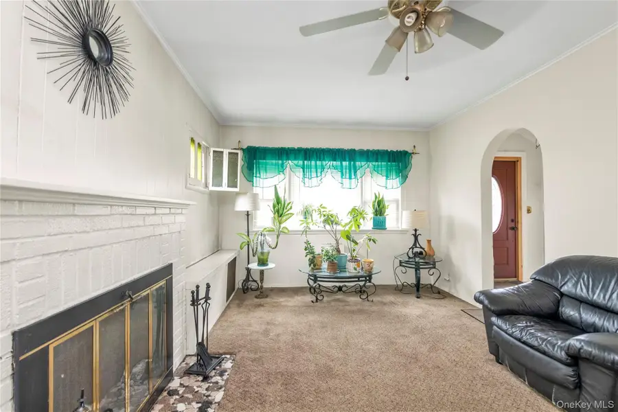1639 Empire Street, Elmont, NY 11003 - #3