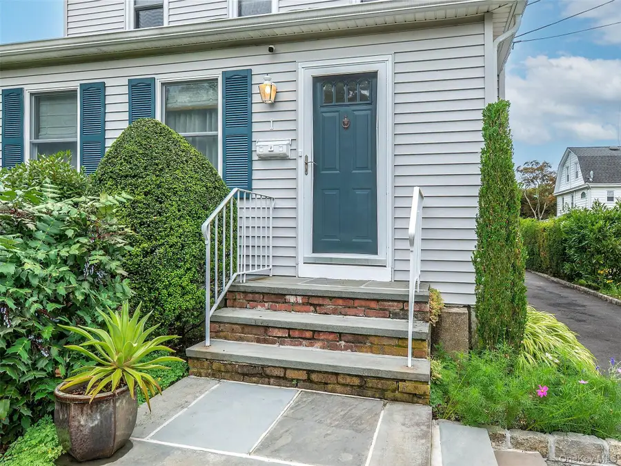 1 Raymond Street, Glen Cove, NY 11542 - #2