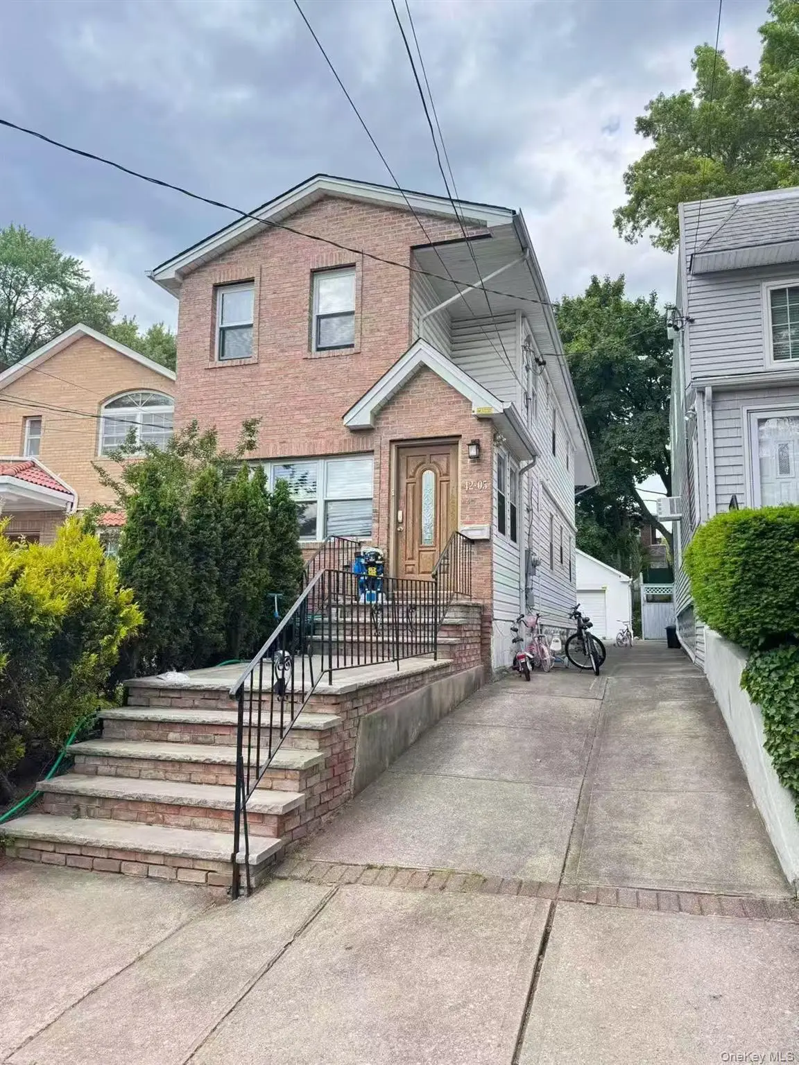 42-05 249th Street, Little Neck, NY 11363 - #1
