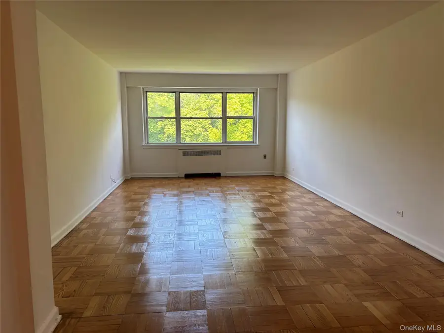 235 Garth Road #A6F, Scarsdale, NY 10583 - #3