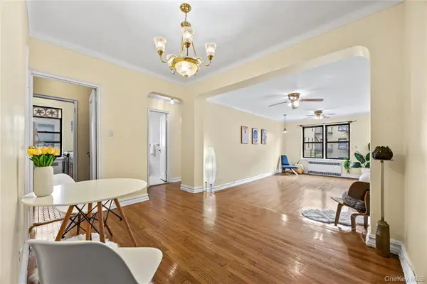 35-35 75th Street #522, Jackson Heights, NY 11372
