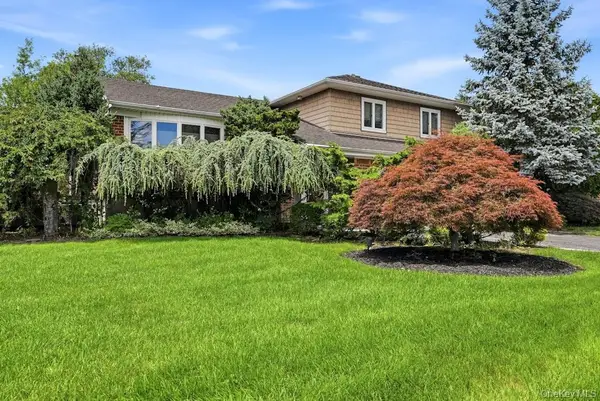 30 Harriet Drive, Syosset, NY 11791