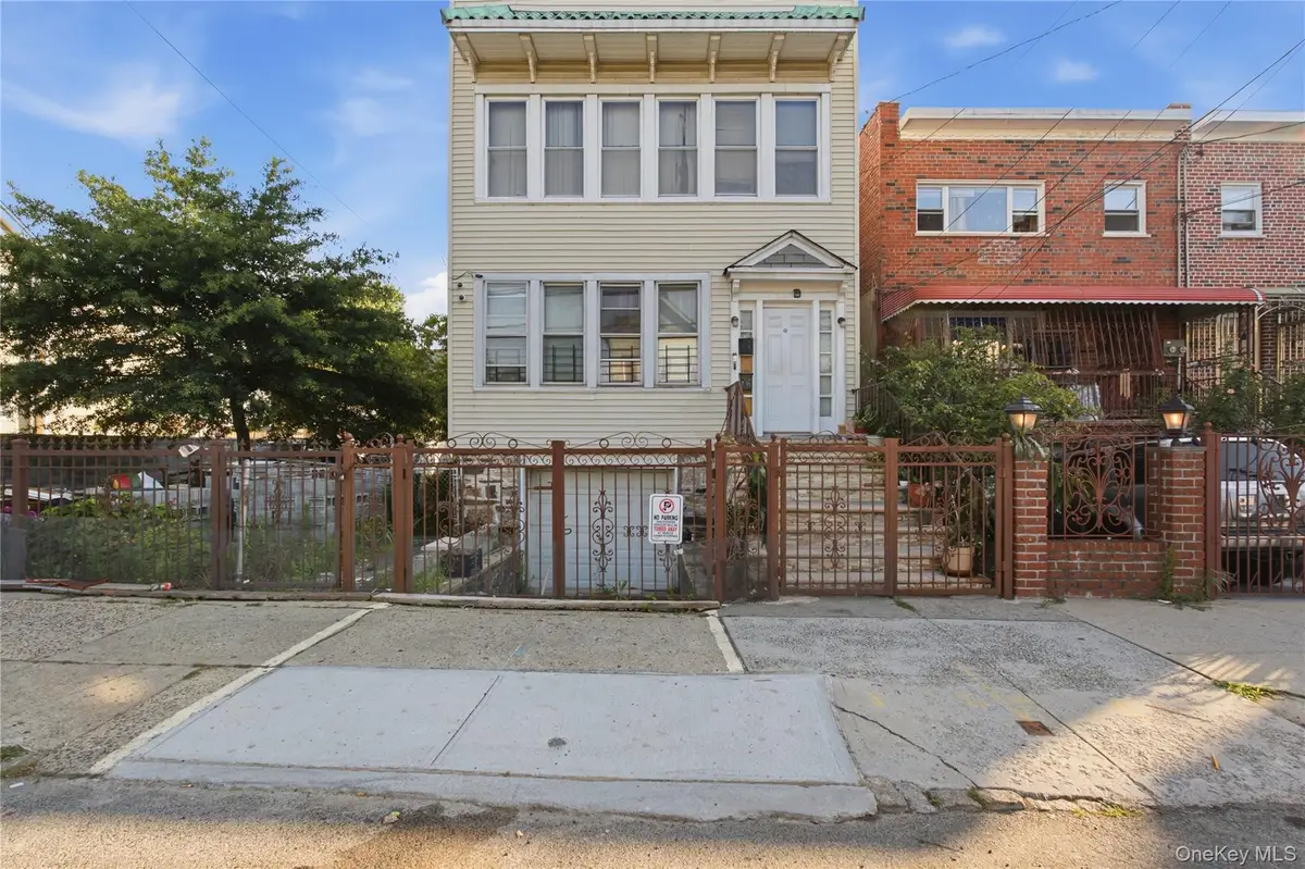 739 E 224th Street, Bronx, NY 10466 - #1