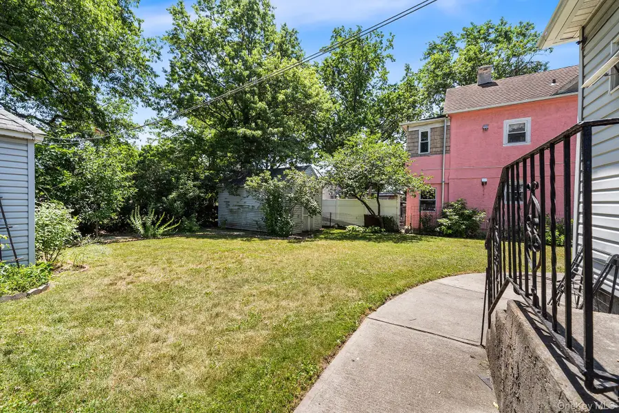 6005 168th Street, Fresh Meadows, NY 11365 - #2