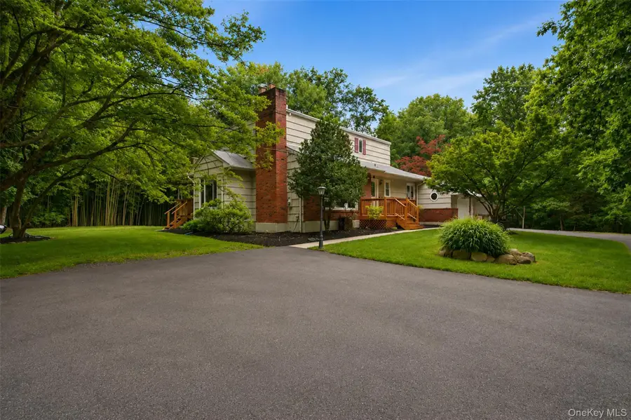 59 Smith Hill Road, Airmont, NY 10952 - #2