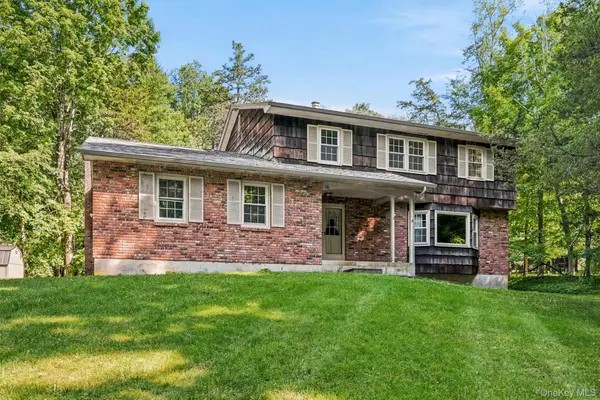 16 Panel Lane, Florida, NY 10921