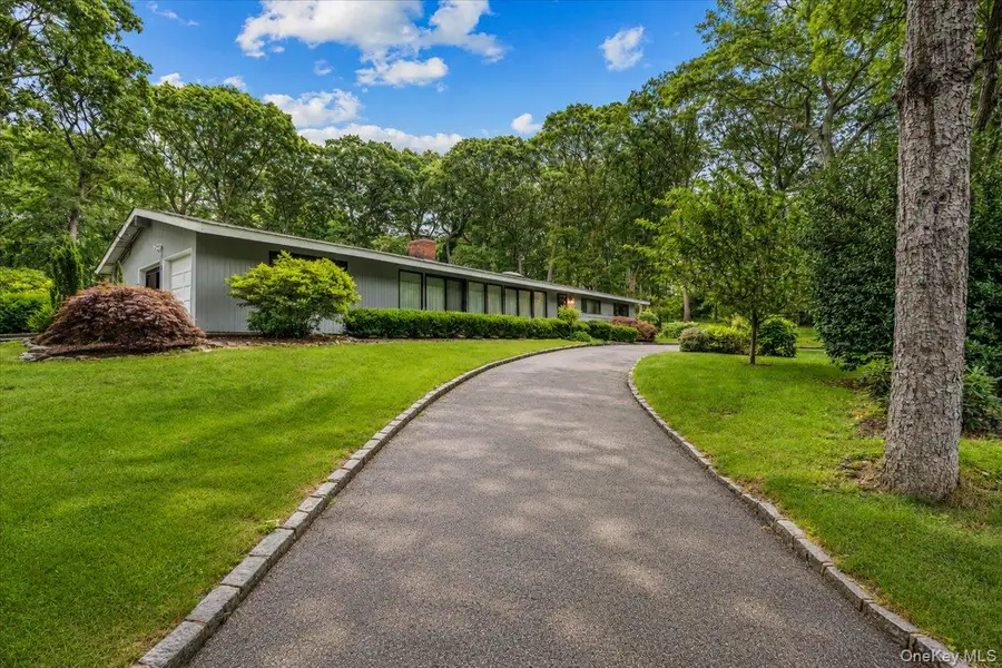 6 Cherry Lane E, Syosset, NY 11791 - #2