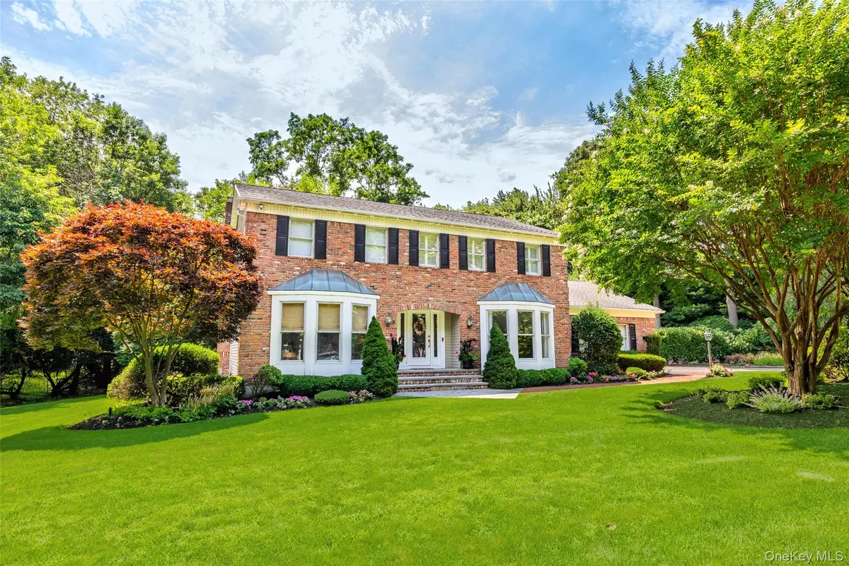 8 Quaker Hill Road, Stony Brook, NY 11790 - #1