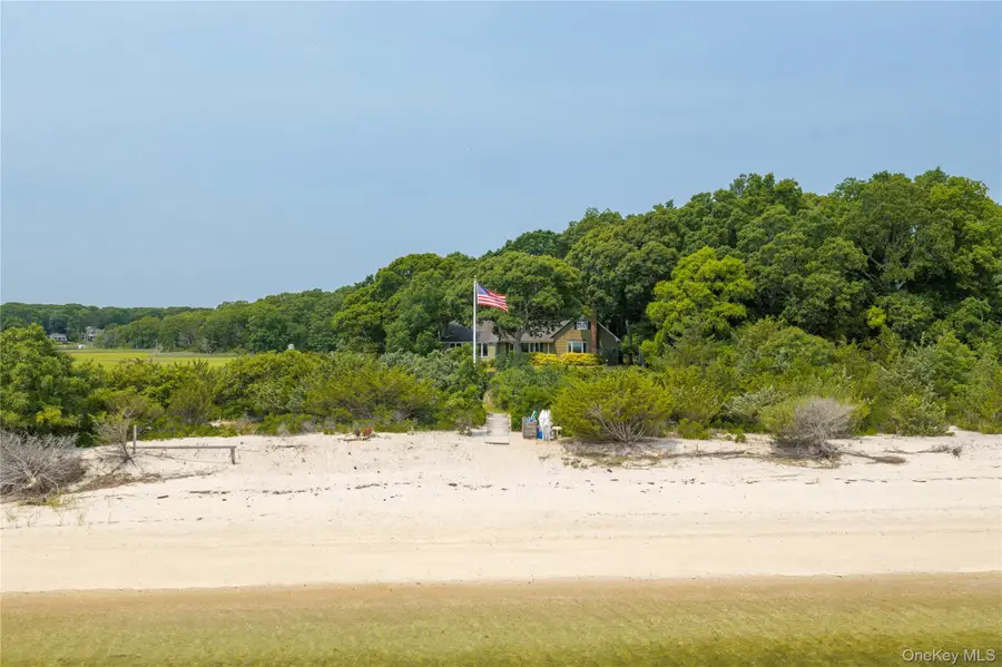 Address Withheld By Seller, Peconic, NY 11958 - #2