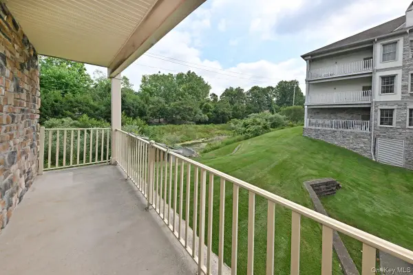 28 N De Baun Avenue #105, Suffern, NY 10901