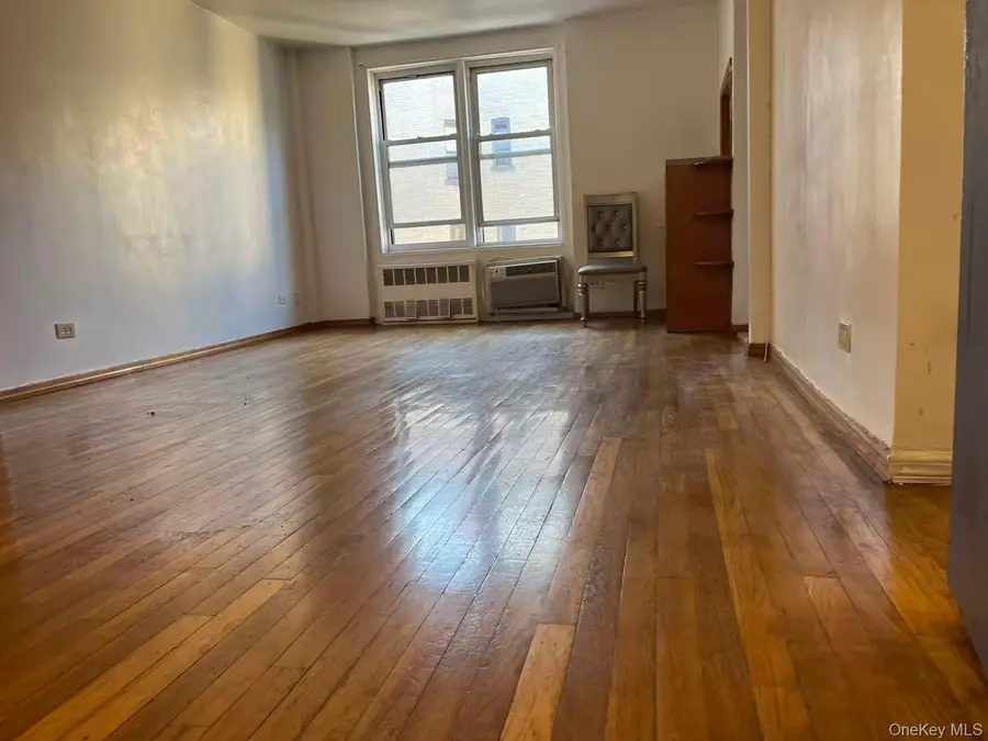1332 Metropolitan Avenue #6A, Bronx, NY 10462 - #2