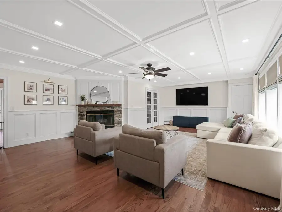 66 Moffitt Boulevard, Islip, NY 11751 - #3