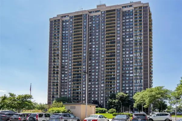 27010 Grand Central Parkway #4H, Floral Park, NY 11005