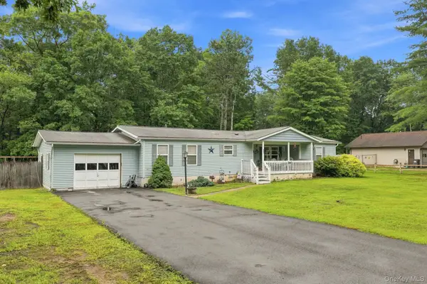 27 Delaware Drive, Sparrowbush, NY 12780