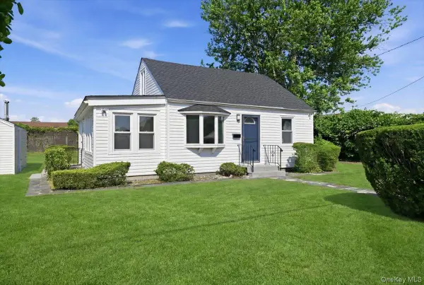 310 West Drive, Copiague, NY 11726